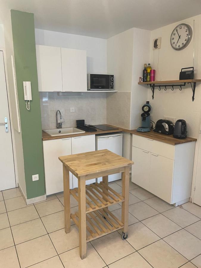 Charmant Appartement Cosy Sur Sete Proche De Toutes Commodites, Parking Prive Exterior foto